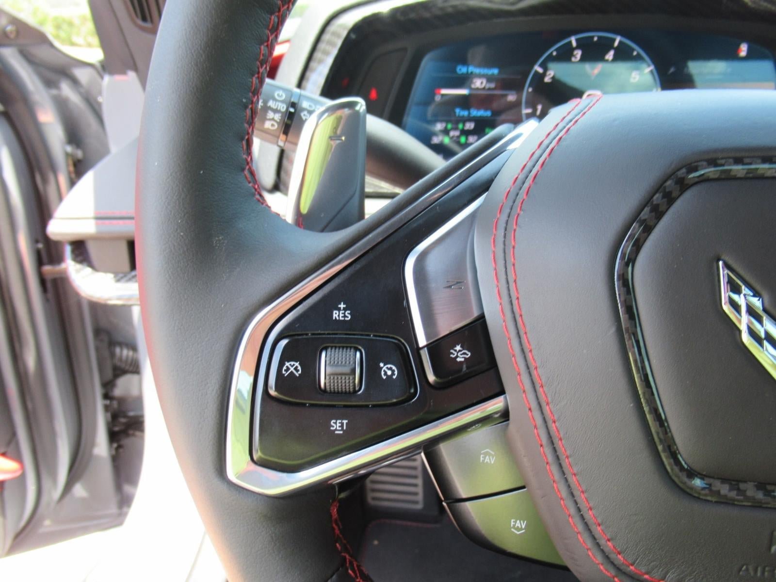 Used 2024 Chevrolet Corvette Stingray Preferred Conv w/ Z51 Performance Package RWD image 23