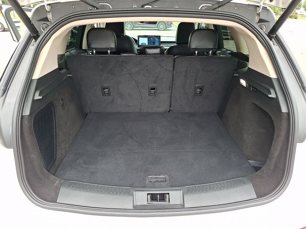 Certified 2023 Lincoln Corsair AWD w/ Equipment Group 101A image 29