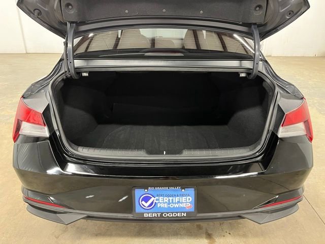 Used 2023 Hyundai Elantra SEL w/ Convenience Package FWD image 23