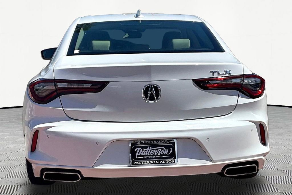 Used 2025 Acura TLX w/ Technology Package image 4