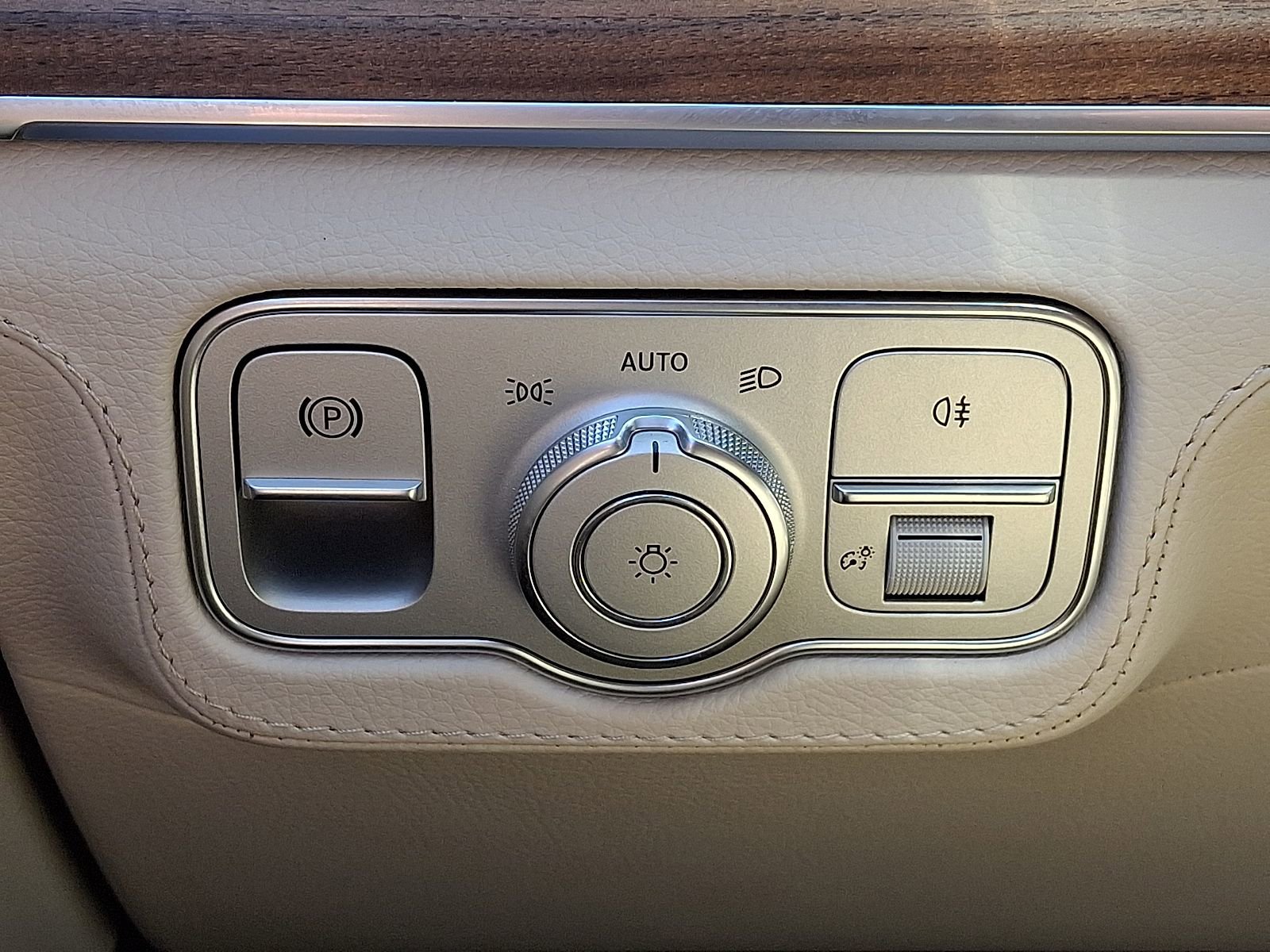 Used 2026 Mercedes-Benz GLE 450 4MATIC image 27