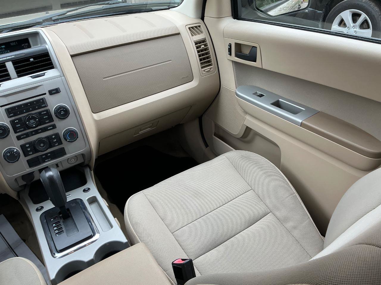 Used 2012 Ford Escape XLT AWD/4WD image 18