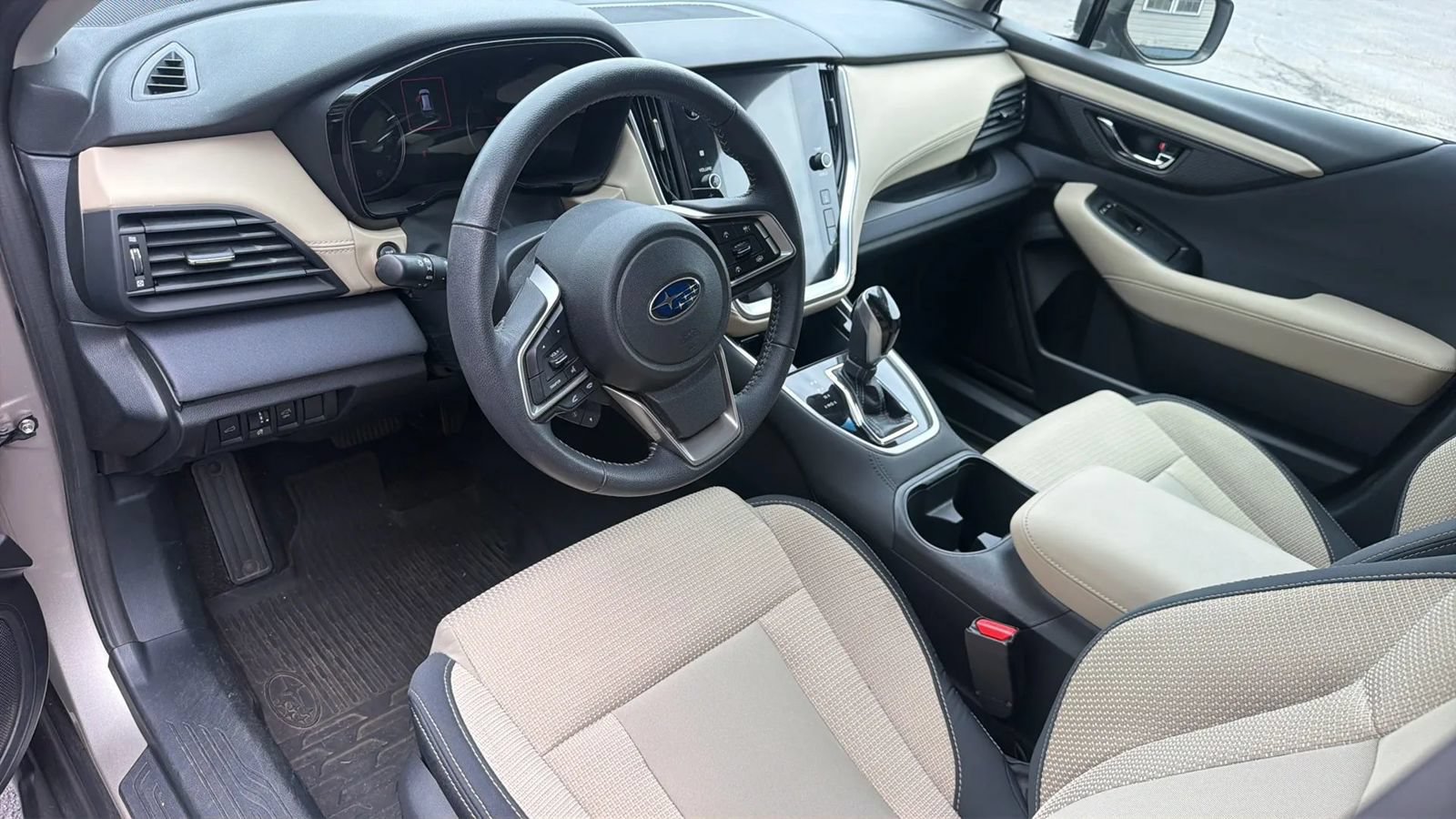 Used 2020 Subaru Outback Premium AWD/4WD image 12