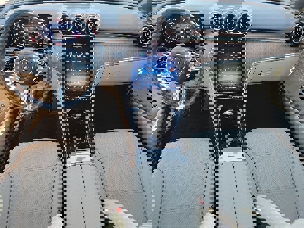 Used 2024 Mercedes-Benz C 300 Sedan image 14