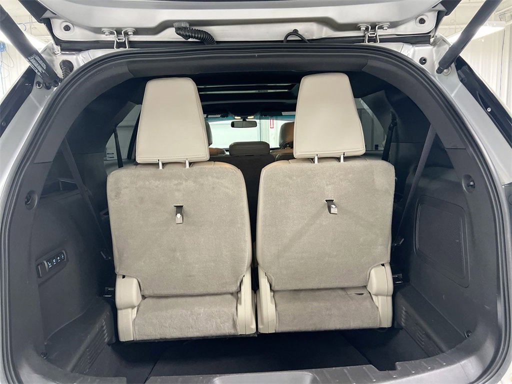 Used 2013 Ford Explorer Limited image 24
