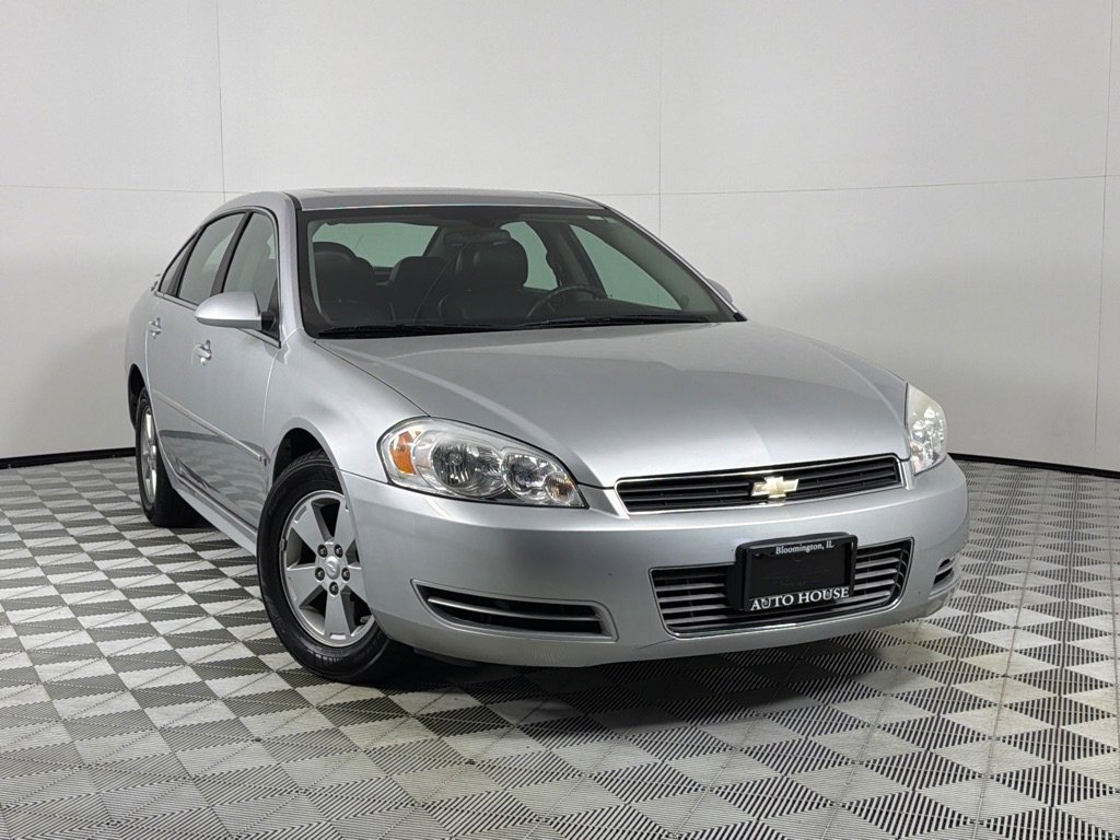 Used 2009 Chevrolet Impala LT FWD image 2