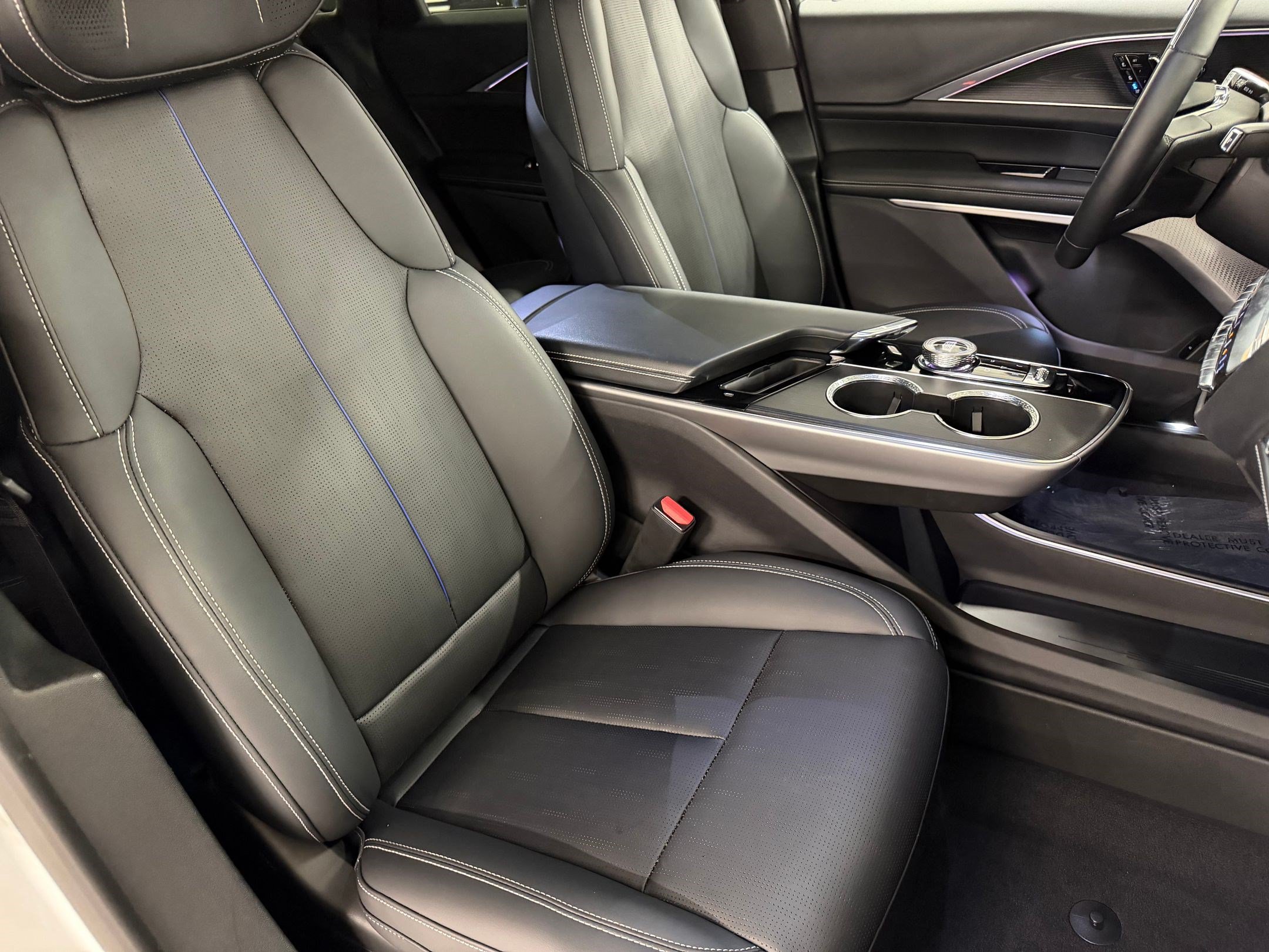 Certified 2024 Cadillac Lyriq Luxury RWD image 51