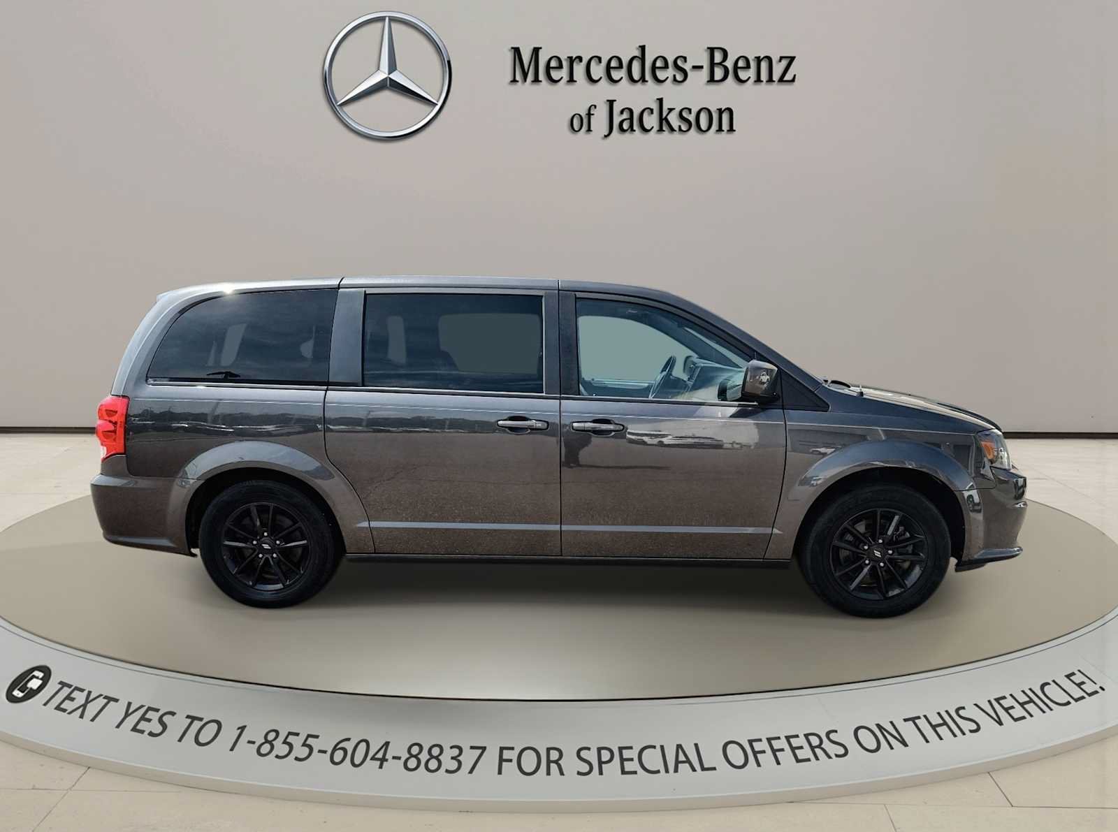 Used 2020 Dodge Grand Caravan GT FWD image 9