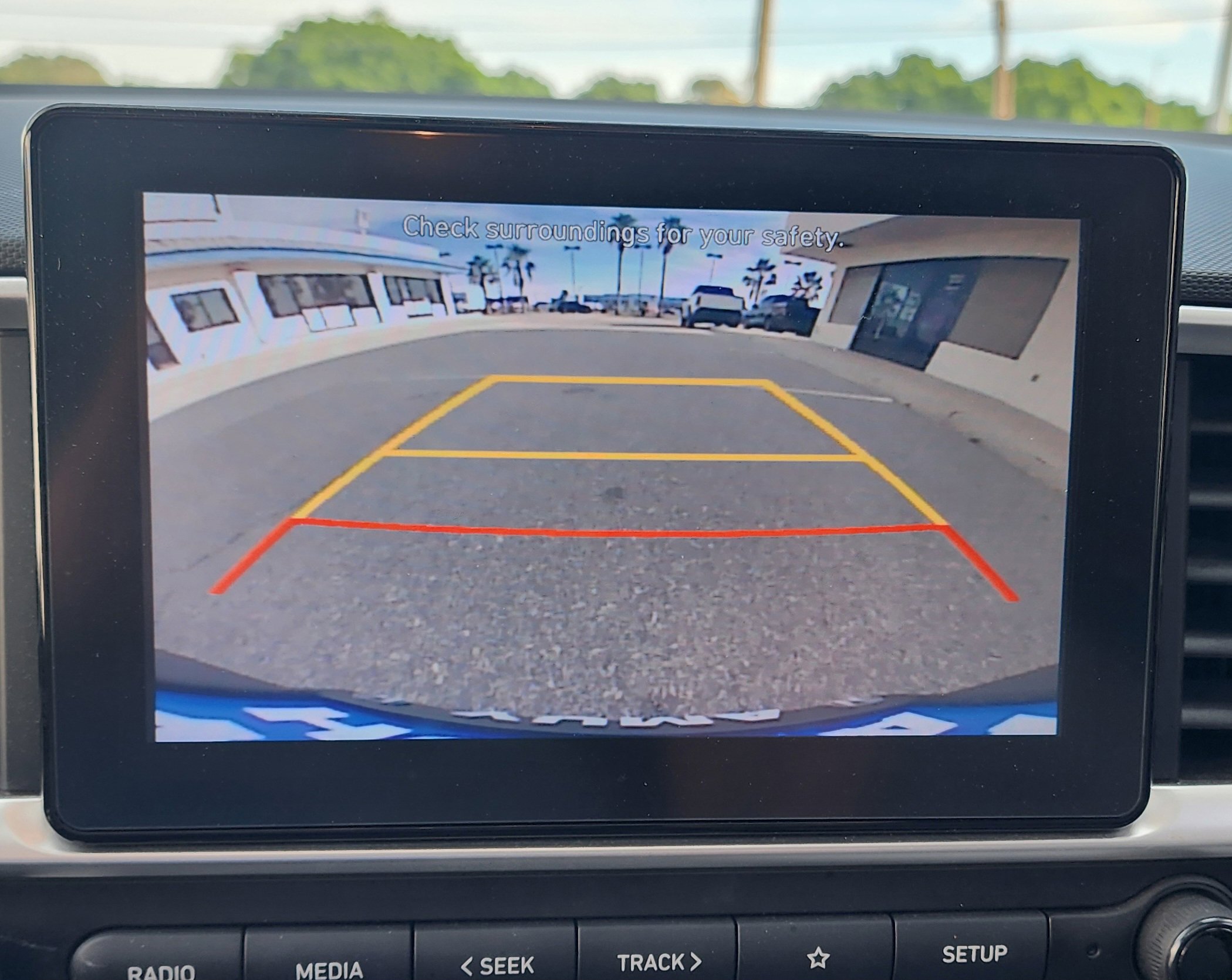 Used 2022 Hyundai Venue SEL w/ Cargo Package image 9