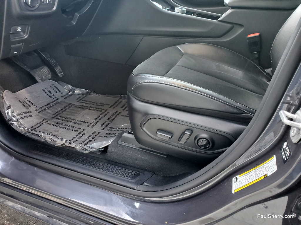 Used 2022 Jeep Grand Cherokee Altitude AWD/4WD image 22