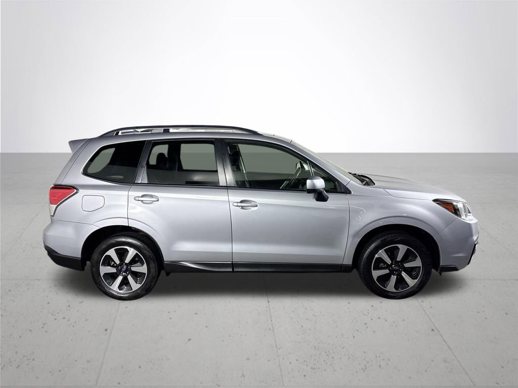 Used 2018 Subaru Forester 2.5i Premium image 5