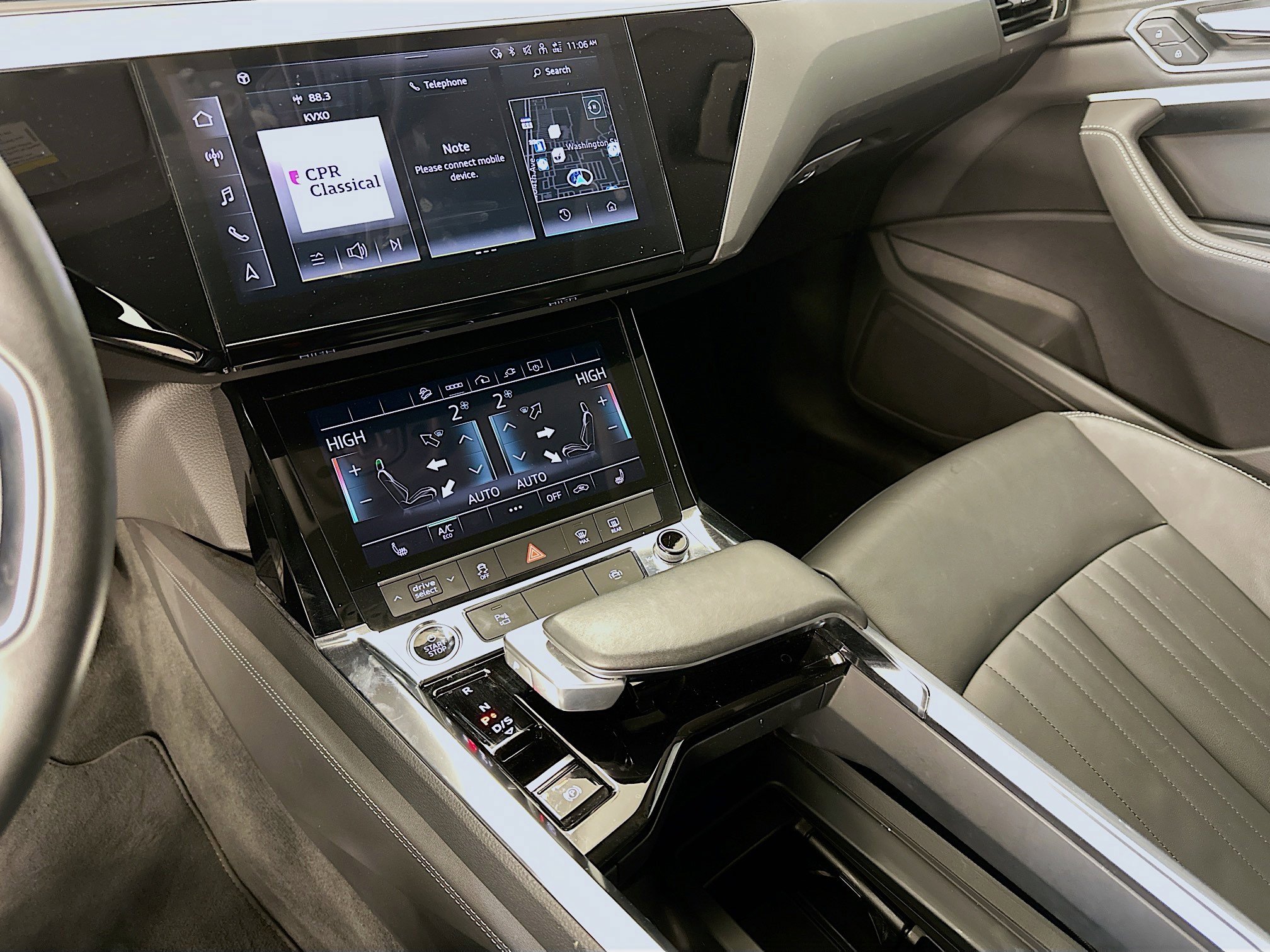 Used 2022 Audi e-tron Premium image 26