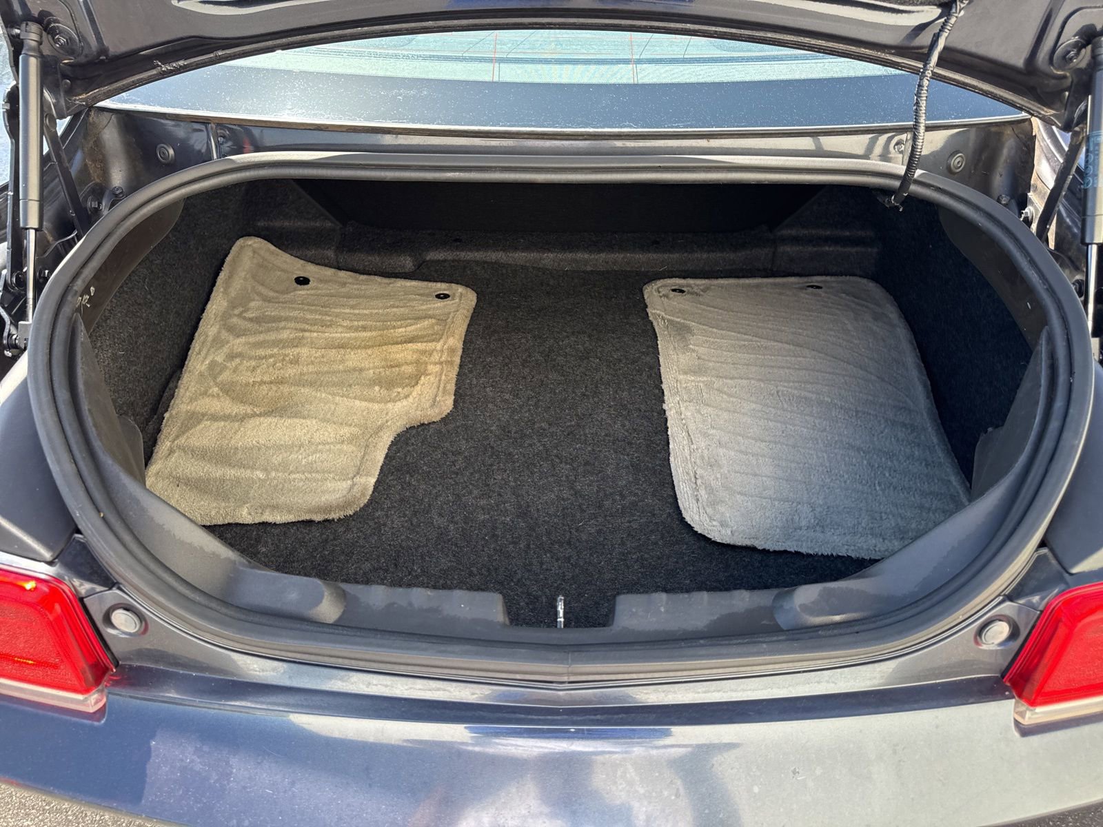 Used 2014 Chevrolet Camaro LS RWD image 11