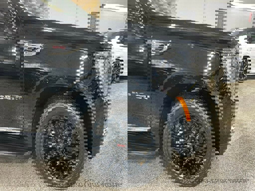 Used 2026 GMC Yukon Elevation image 8