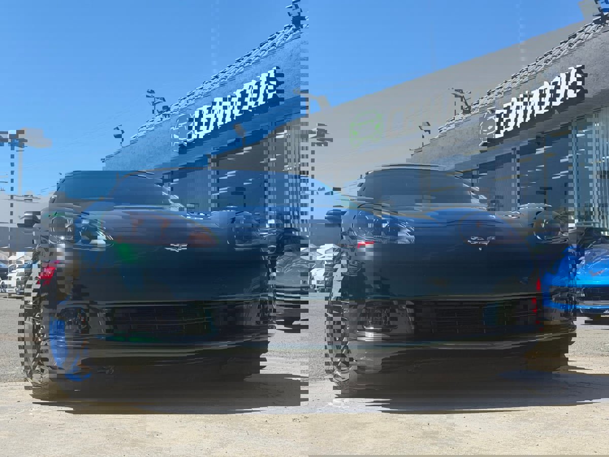 Used 2007 Chevrolet Corvette Convertible image 2