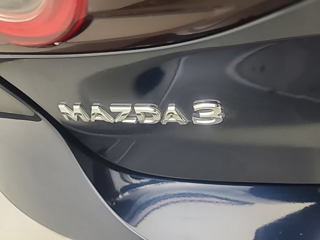 Used 2024 MAZDA MAZDA3 s FWD image 11