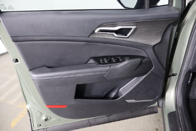 Used 2024 Kia Sportage X-Line w/ X-Line Premium Package AWD/4WD image 19