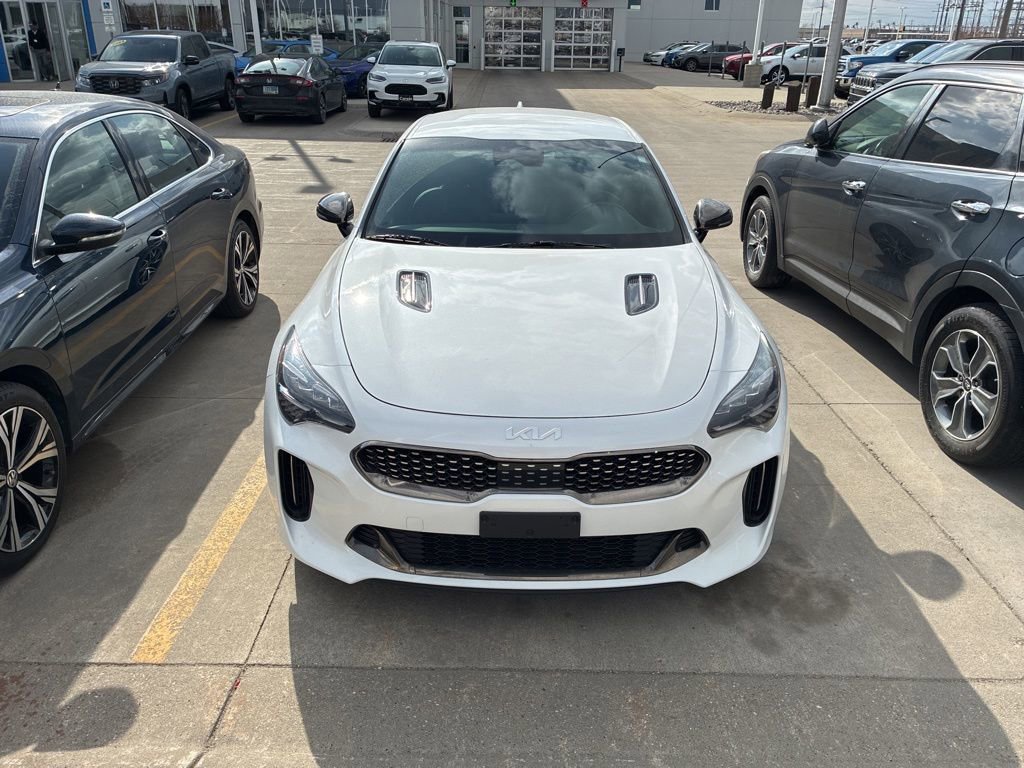Used 2022 Kia Stinger GT-Line AWD/4WD image 6