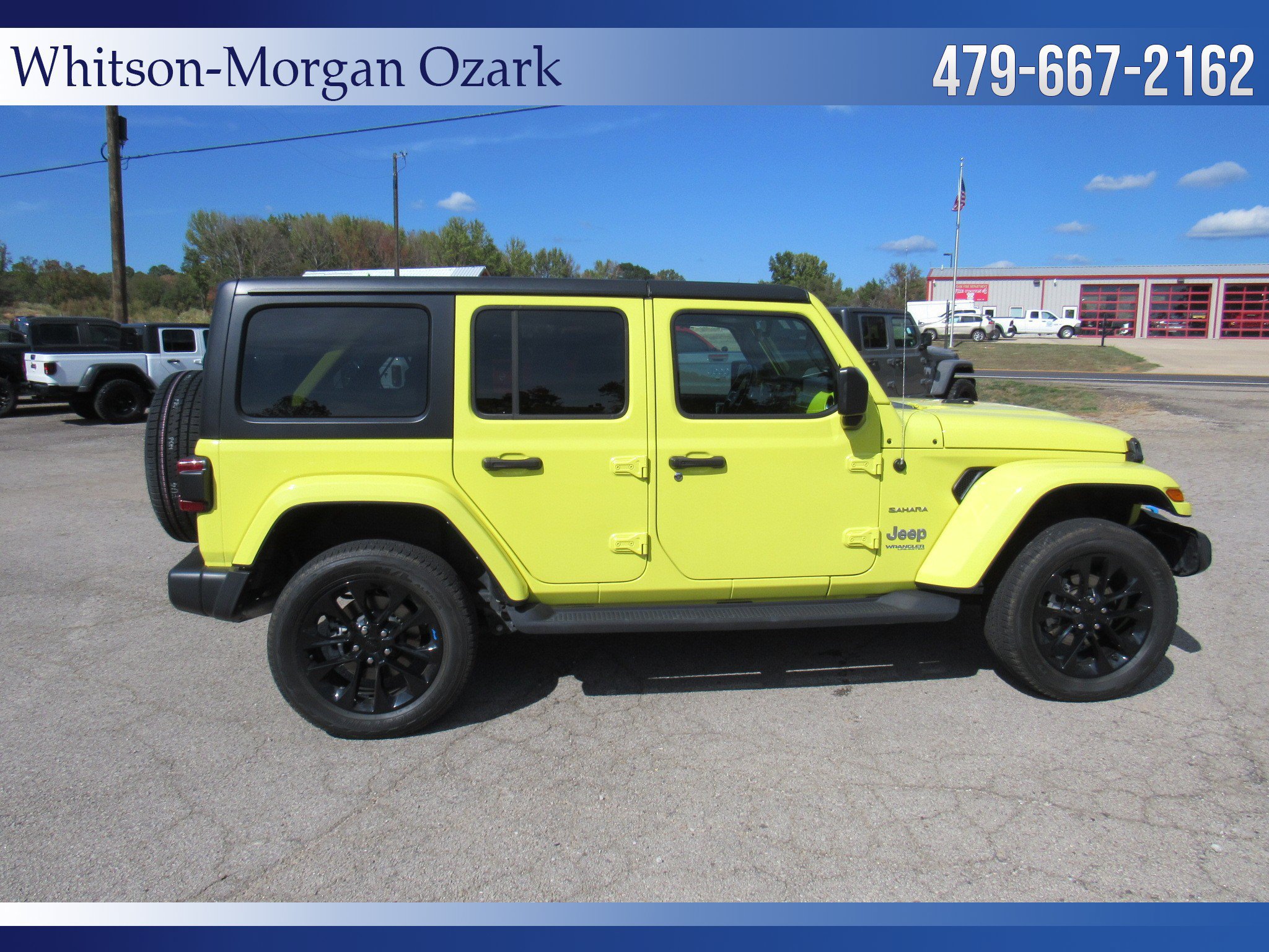 Used 2022 Jeep Wrangler Unlimited Sahara w/ Cold Weather Group AWD/4WD image 17