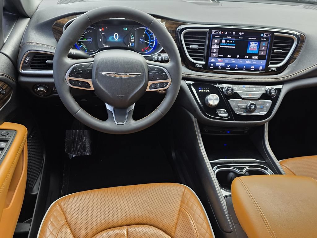Used 2022 Chrysler Pacifica Pinnacle FWD image 14