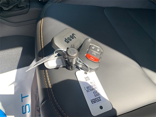 New 2025 Jeep Wrangler Unlimited Rubicon 392 image 39