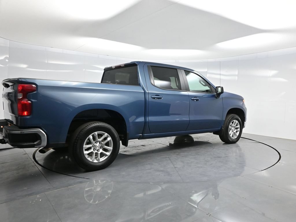 Used 2024 Chevrolet Silverado 1500 LT AWD/4WD image 39