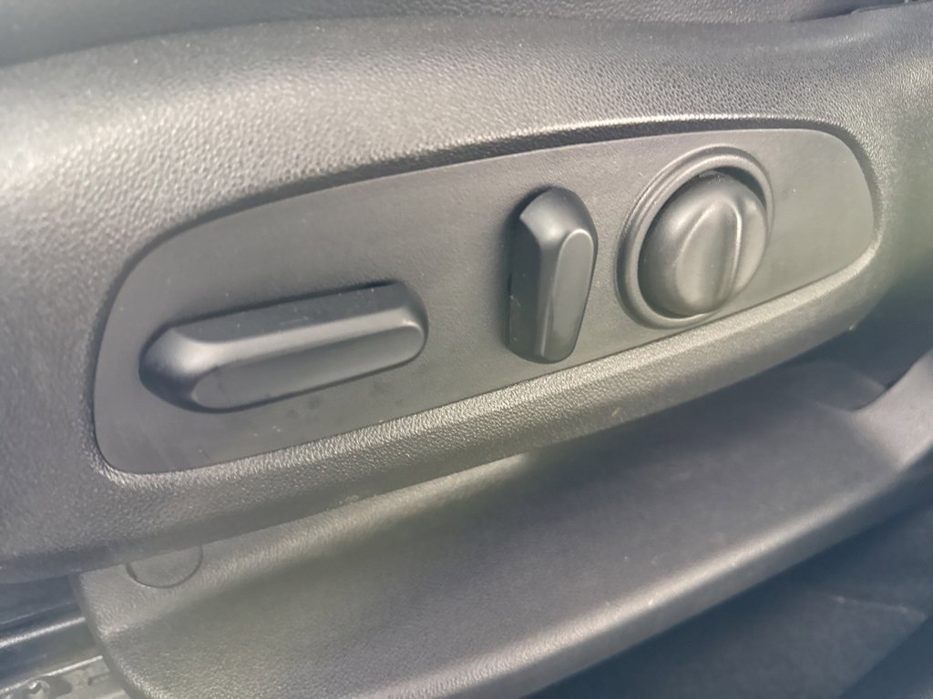 Used 2018 Chevrolet Traverse LT image 15