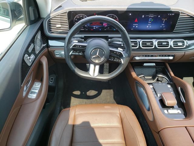 Used 2024 Mercedes-Benz GLS 450 4MATIC image 18