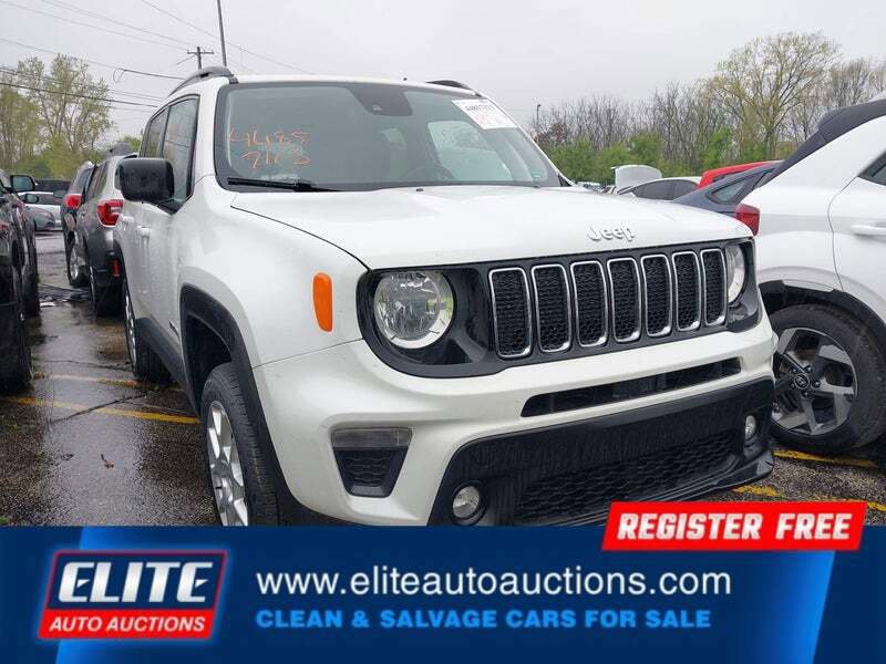 Used 2022 Jeep Renegade Latitude w/ Convenience Group AWD/4WD image 1