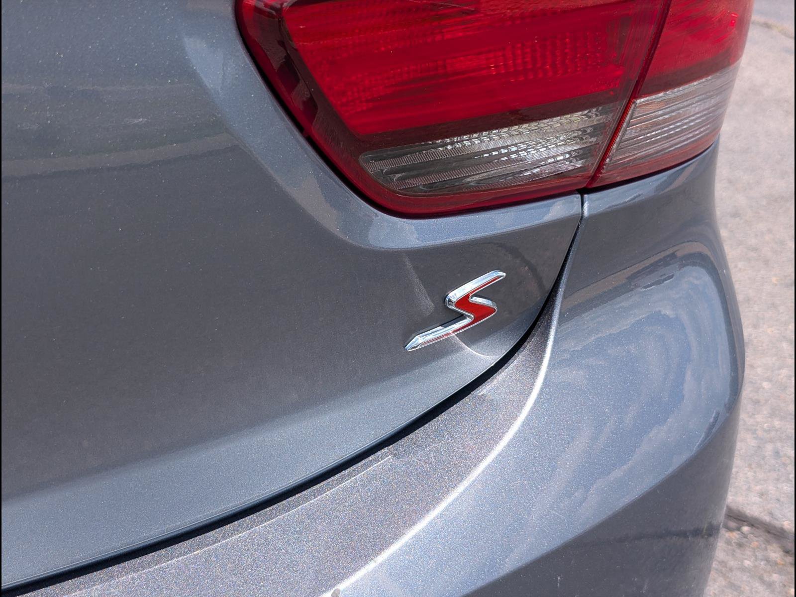 Used 2020 Kia Rio S FWD image 18