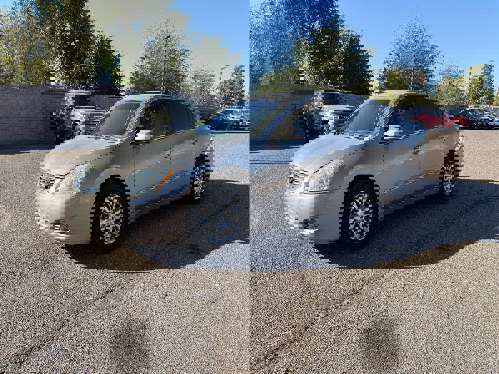 Used 2011 Nissan Altima 2.5 S w/ Convenience Pkg image 1