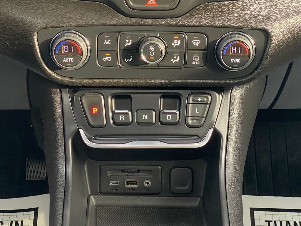 Used 2019 GMC Terrain Denali w/ Advanced Safety Package image 25