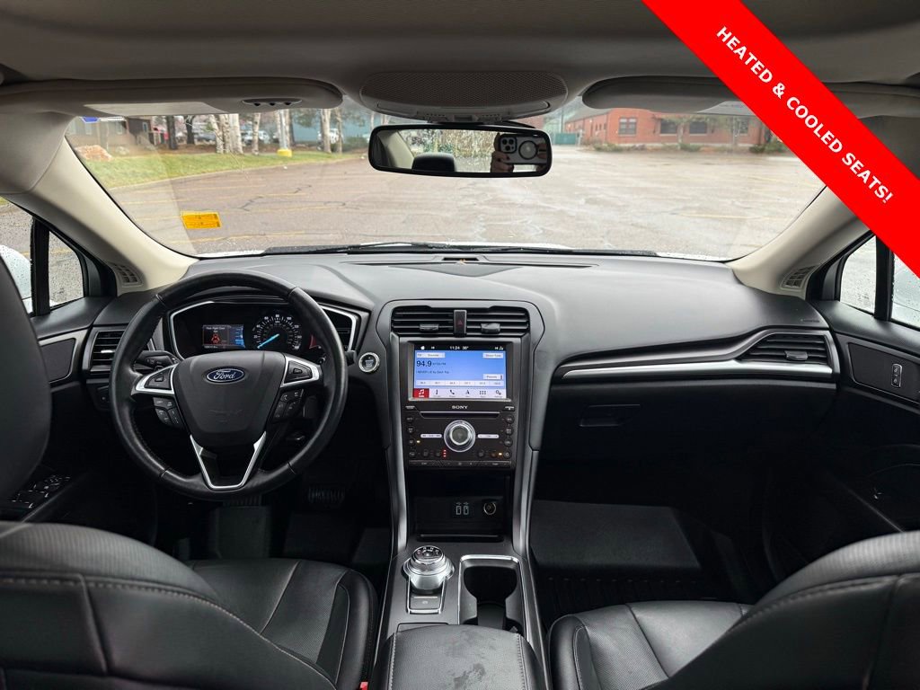Used 2019 Ford Fusion Titanium image 20