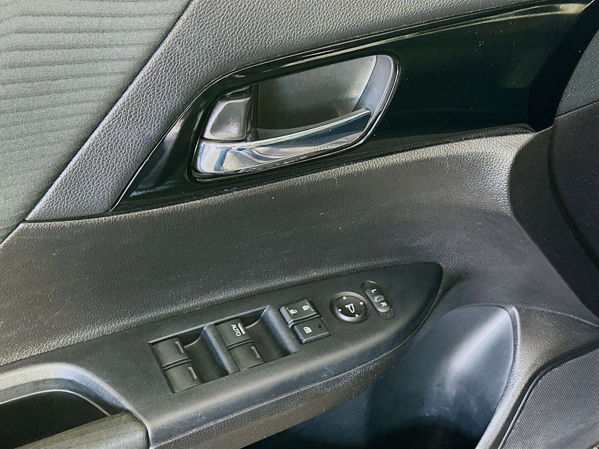 Used 2016 Honda Accord LX image 15