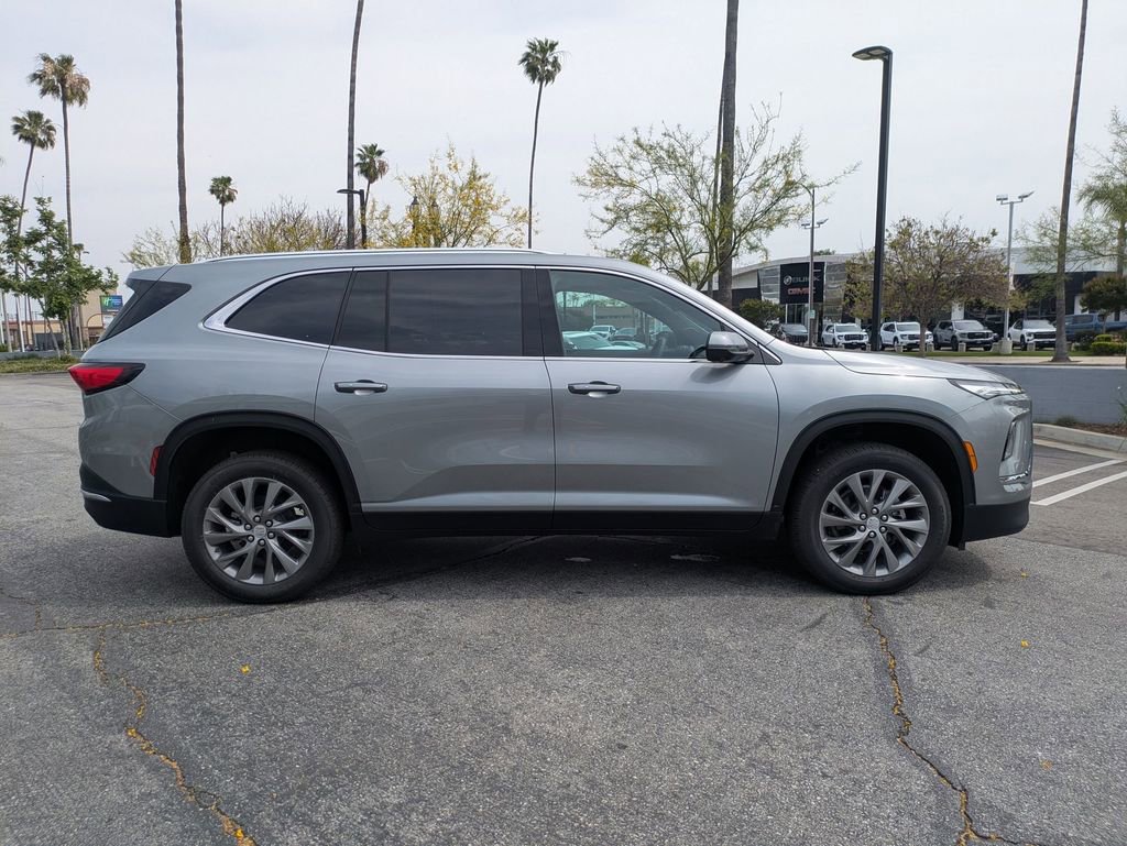 New 2026 Buick Enclave Preferred image 2