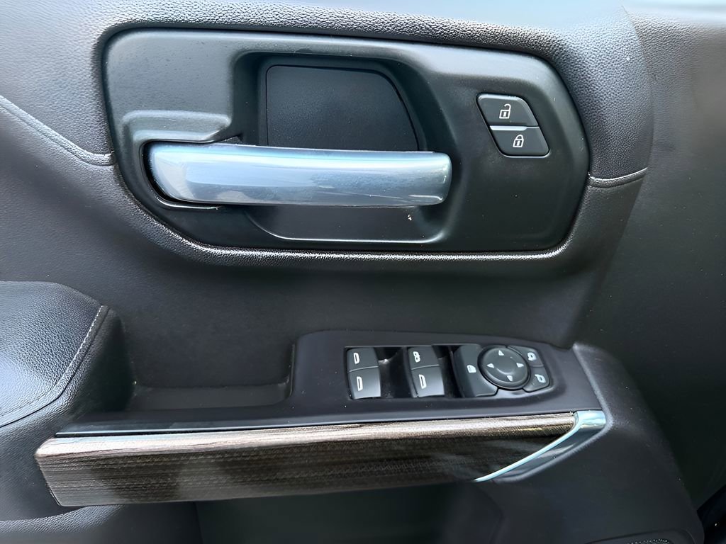 Used 2019 Chevrolet Silverado 1500 RST w/ All-Star Edition image 10