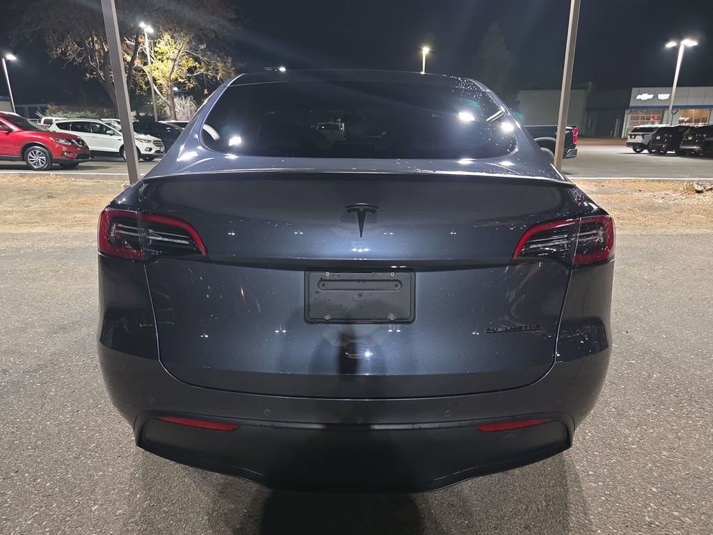 Used 2022 Tesla Model Y Performance image 4