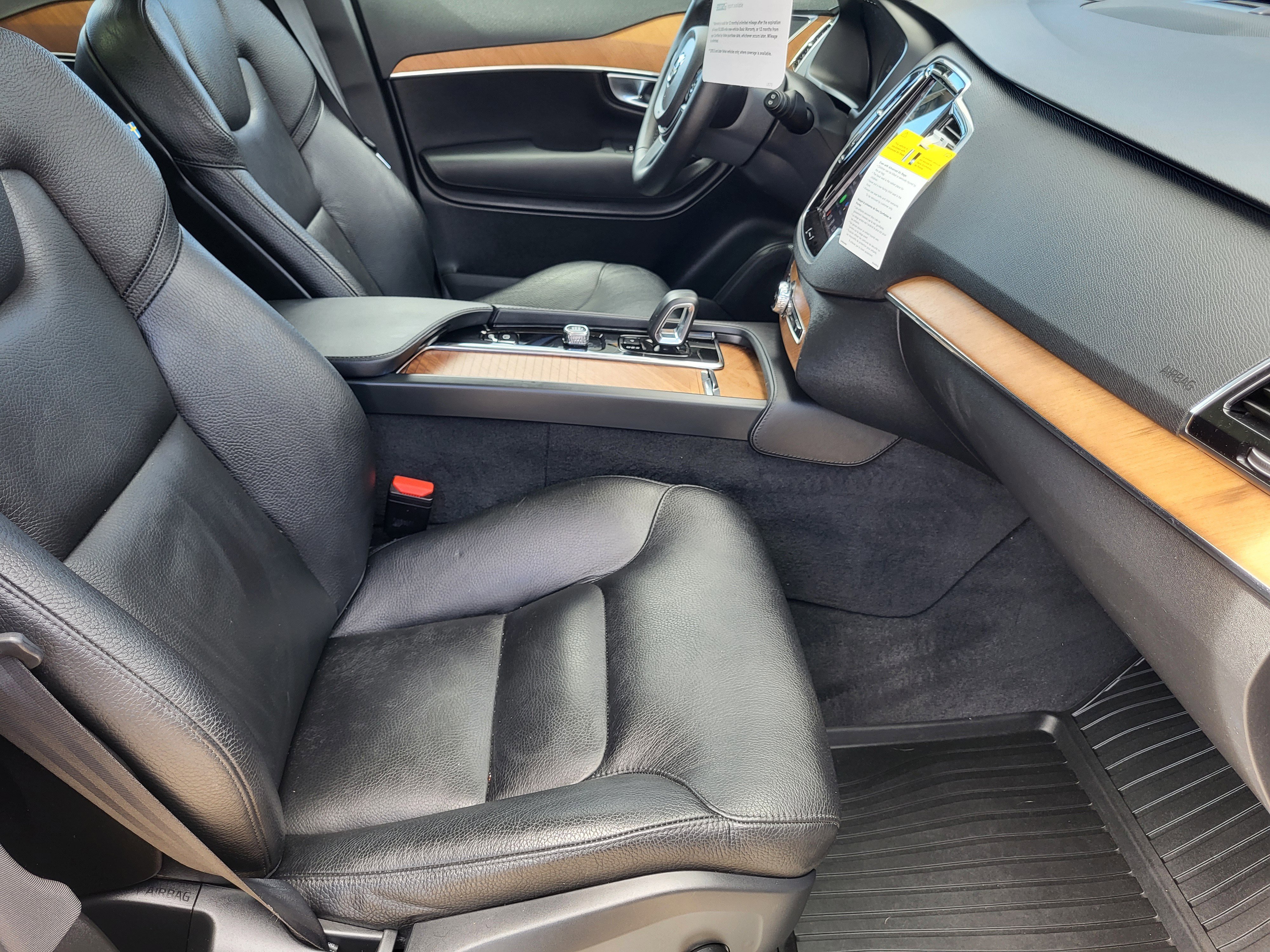 Certified 2023 Volvo XC90 T8 Plus w/ Protection Package Premier image 11