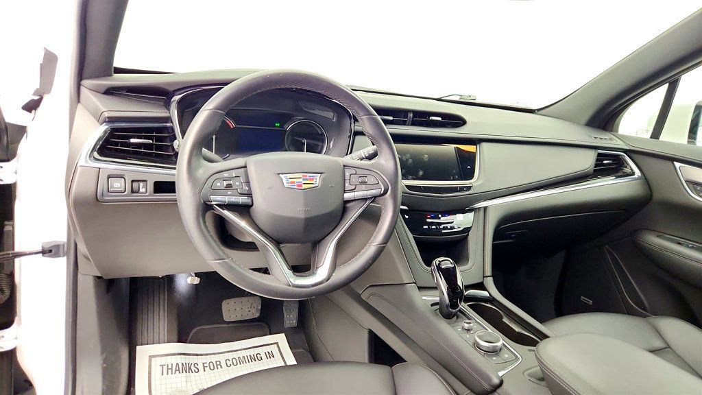 Used 2023 Cadillac XT6 Luxury FWD image 13