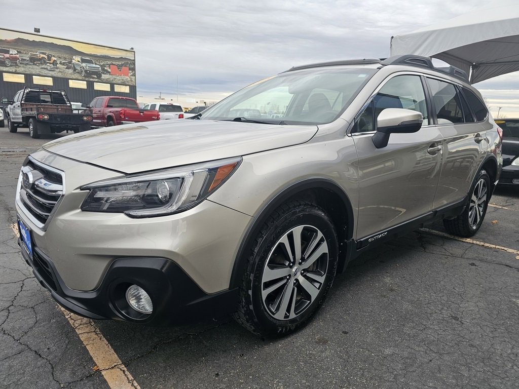 Used 2018 Subaru Outback 3.6R Limited image 7