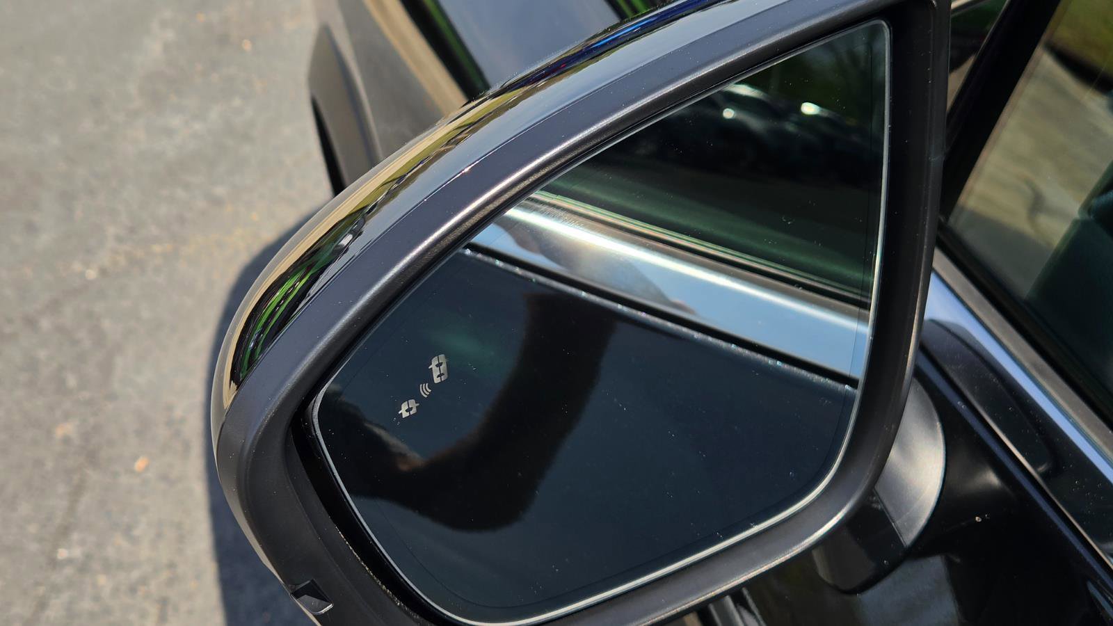 Used 2023 INFINITI QX60 Luxe w/ Vision Package image 64