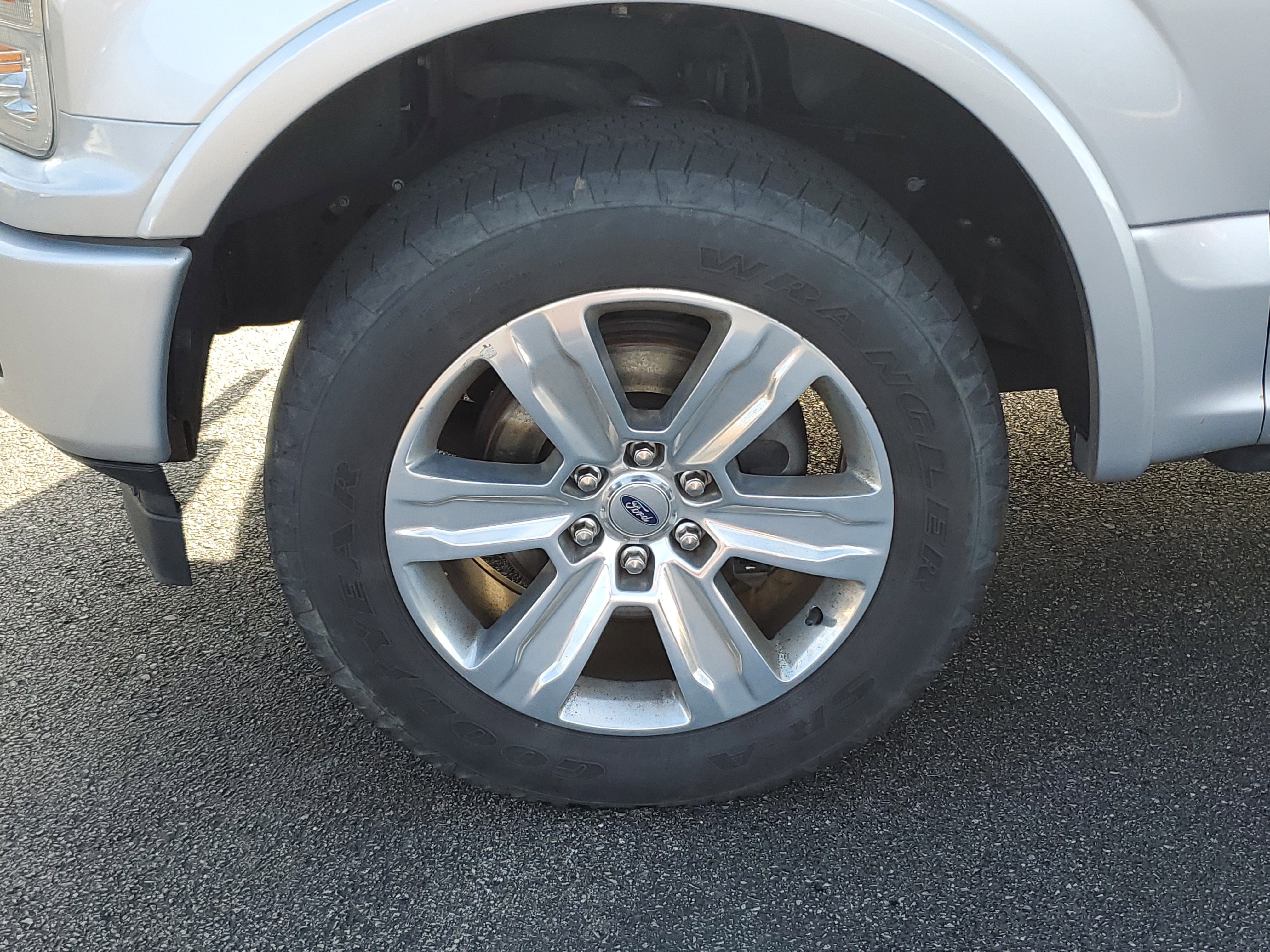 Used 2019 Ford F150 Platinum image 10