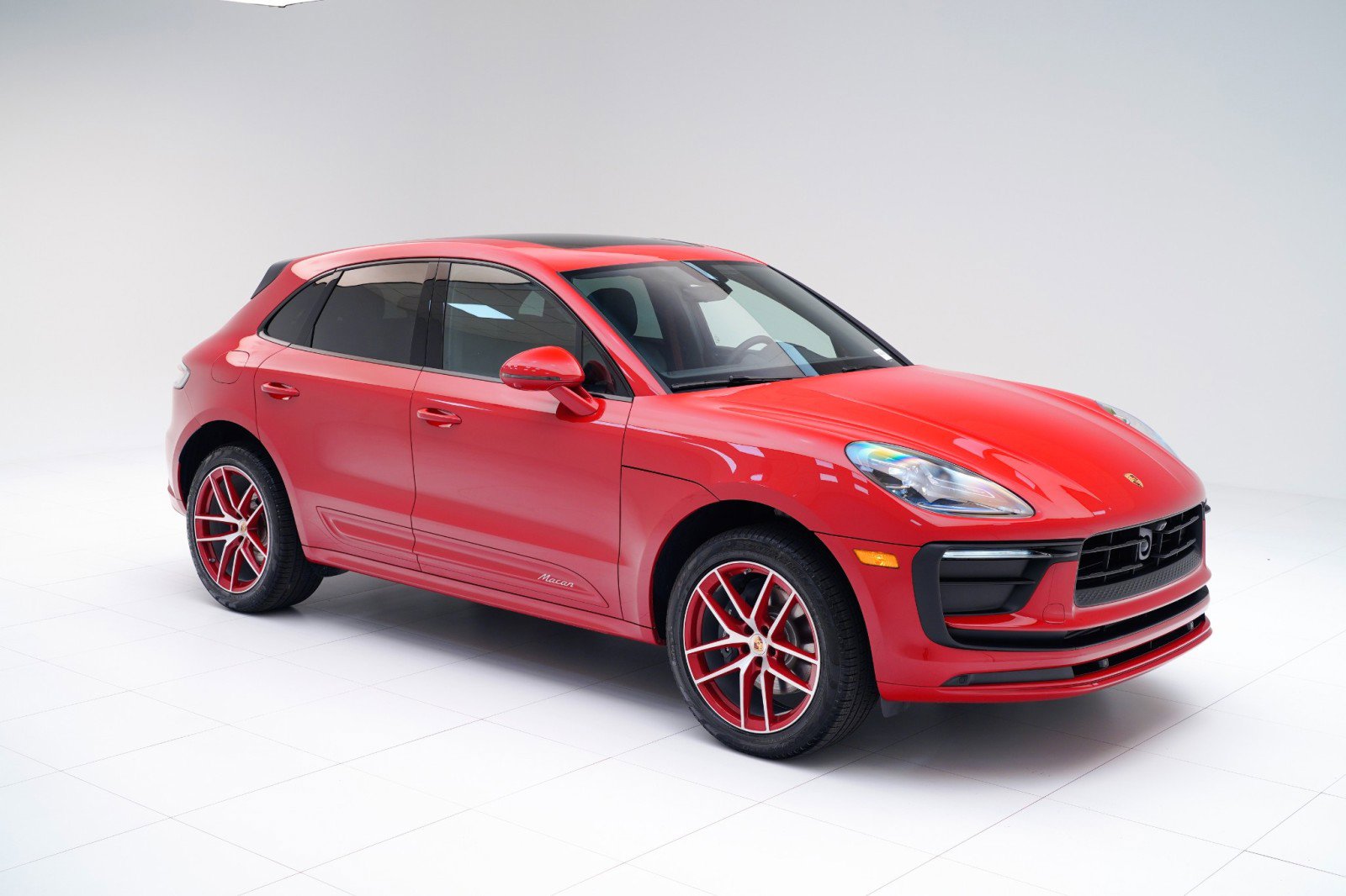 New 2026 Porsche Macan image 7