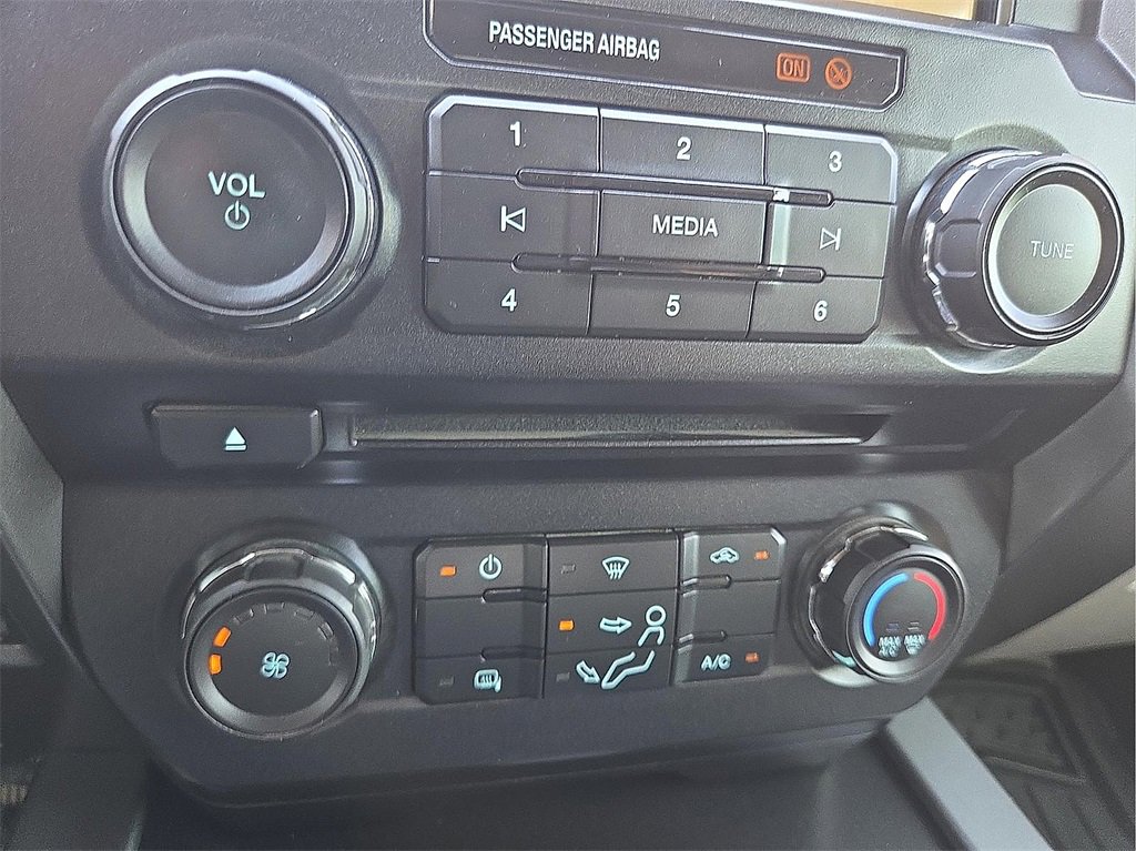 Used 2018 Ford F250 XLT w/ XLT Value Package image 14