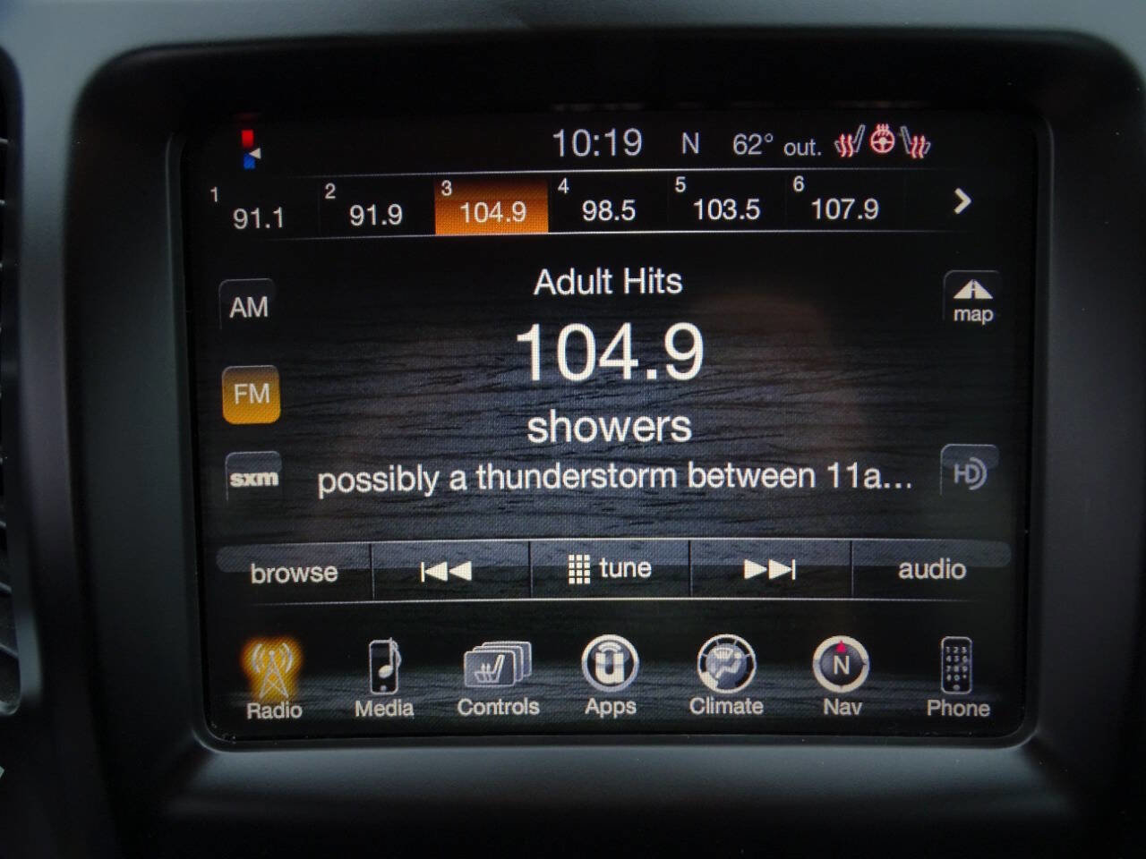 Used 2018 Jeep Cherokee Latitude w/ Quick Order Package 26T image 18