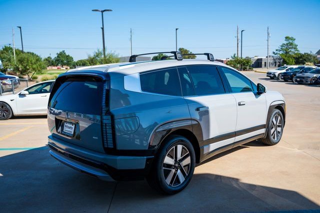 New 2026 Hyundai Ioniq 9 SEL image 5