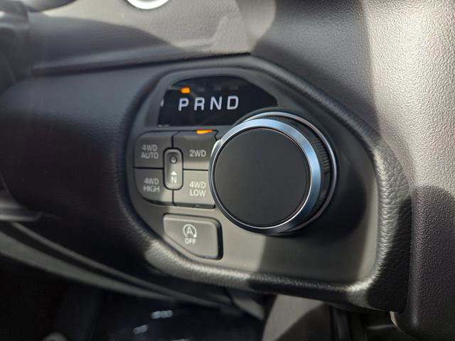 New 2026 RAM 1500 4x4 Crew Cab image 19