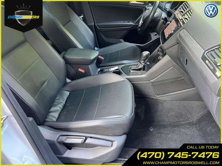 Used 2018 Volkswagen Tiguan SEL image 35