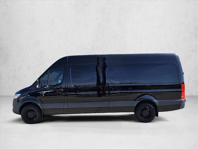 Used 2025 Mercedes-Benz Sprinter 2500 image 8