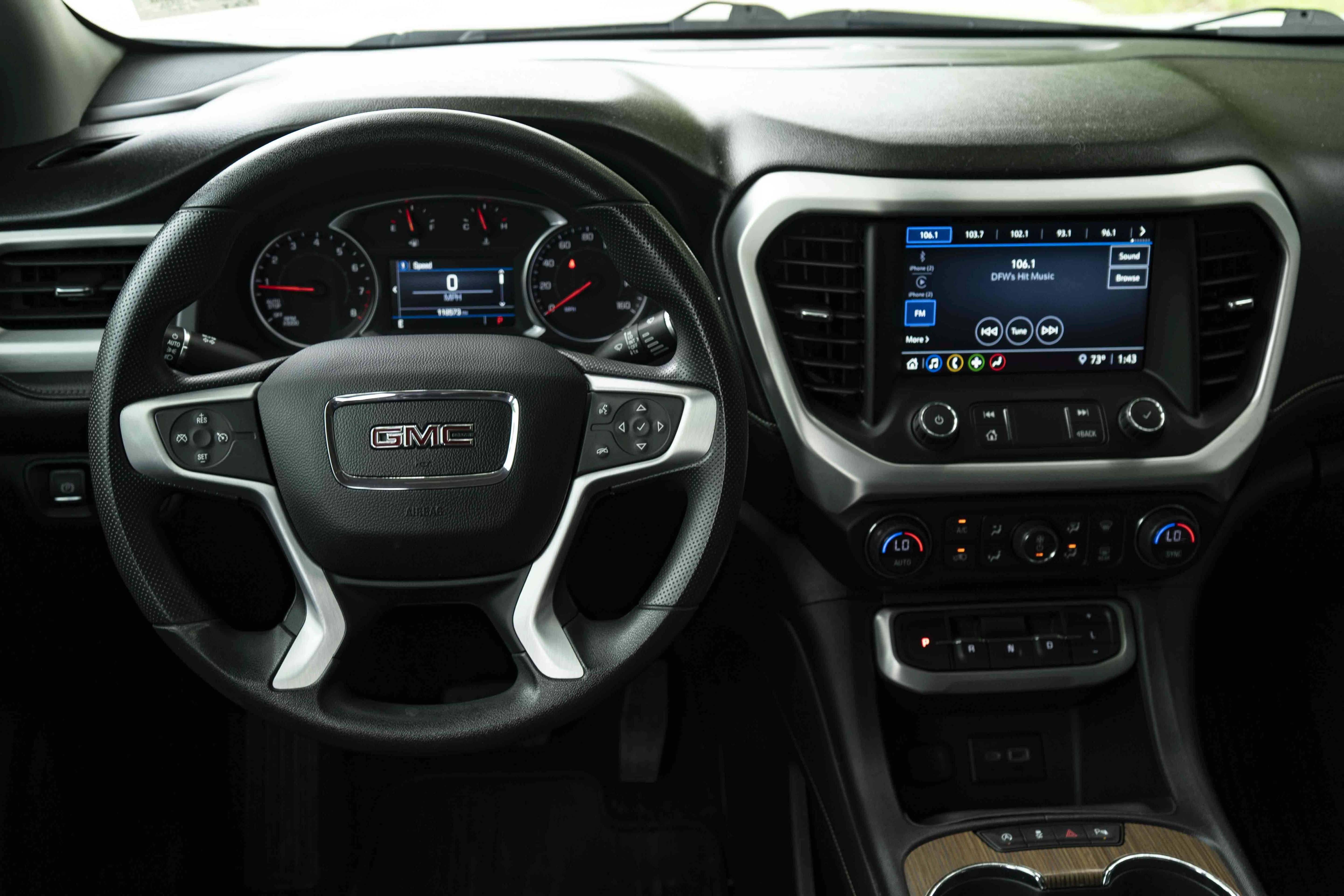 Used 2021 GMC Acadia SLE FWD image 19